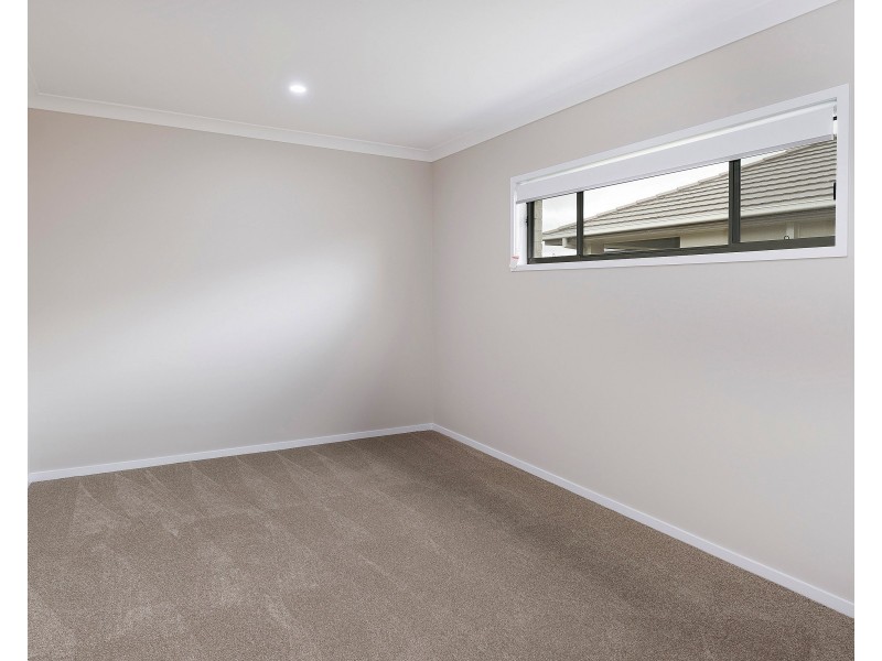 26 Lindeman Cct, Pimpama QLD 4209