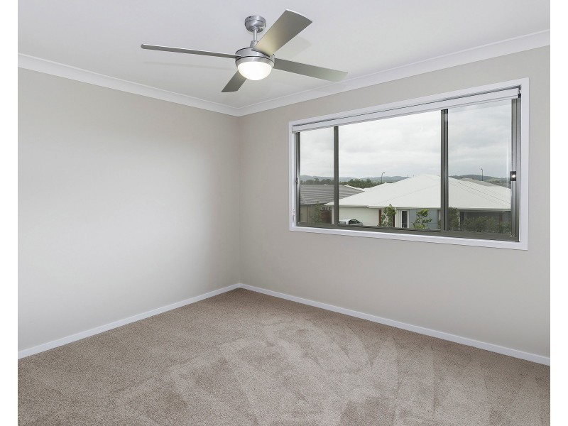 26 Lindeman Cct, Pimpama QLD 4209