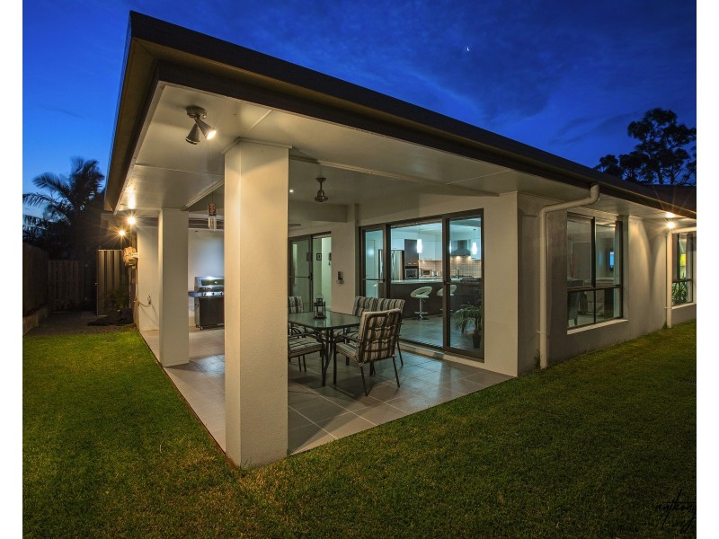 56 Picnic Creek Dr, Coomera QLD 4209