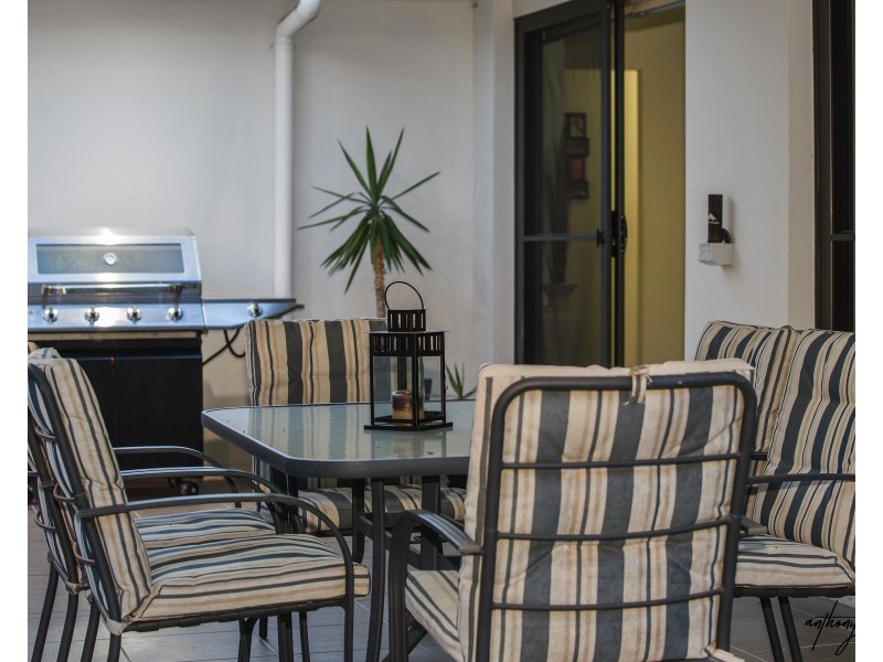 56 Picnic Creek Dr, Coomera QLD 4209