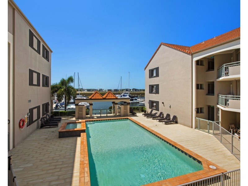 2027/56 John Lund Drive, Hope Island QLD 4212