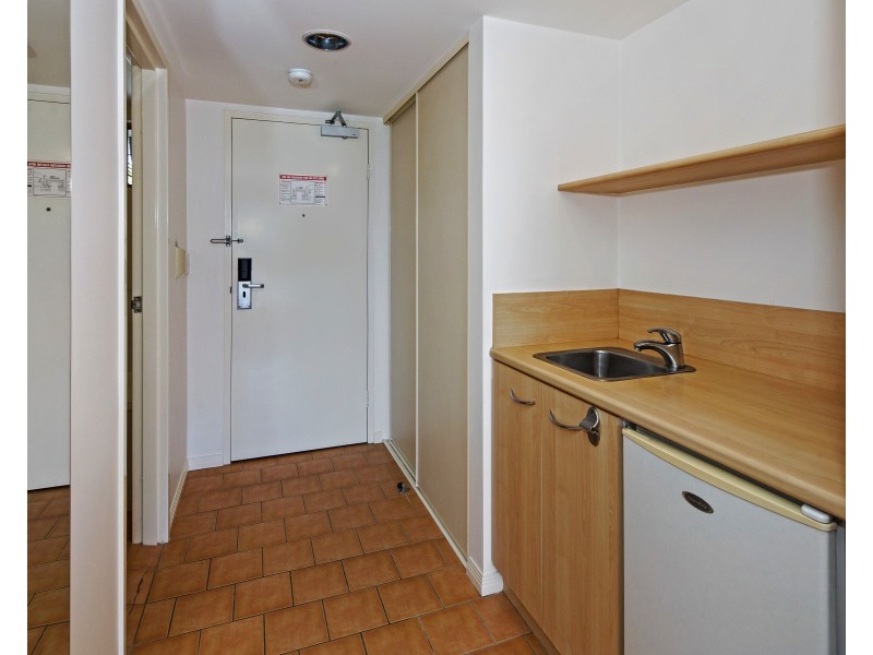 2027/56 John Lund Drive, Hope Island QLD 4212