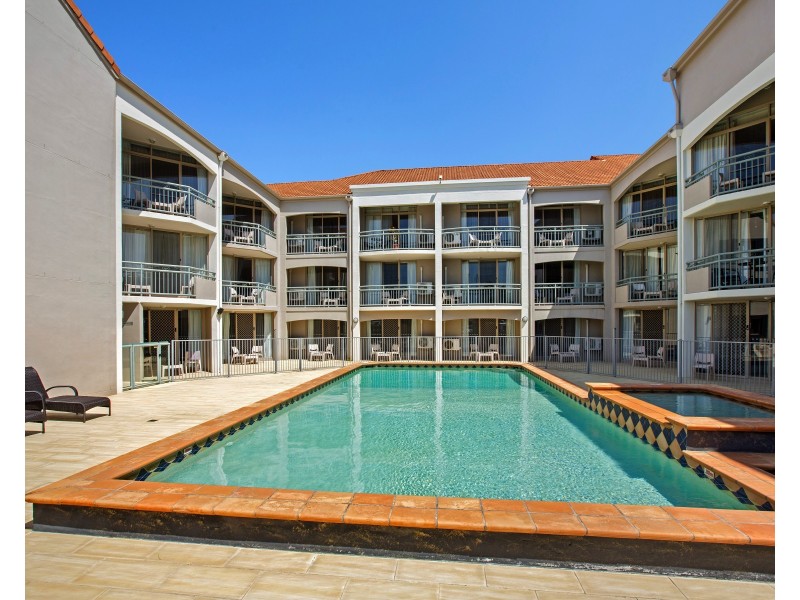 2027/56 John Lund Drive, Hope Island QLD 4212