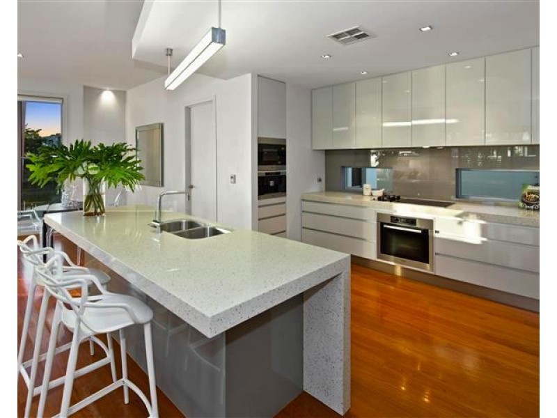 2 Quayside Dr, Helensvale QLD 4212