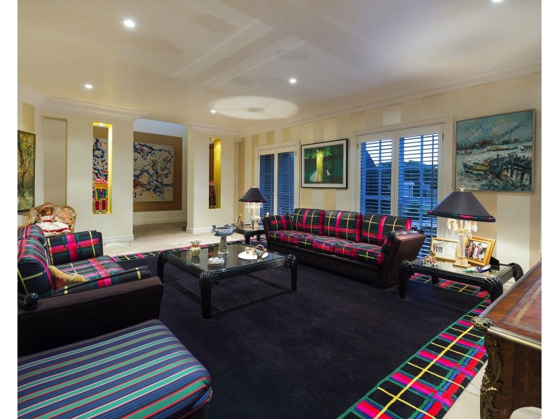 3184 Riverleigh Dr, Hope Island QLD 4212