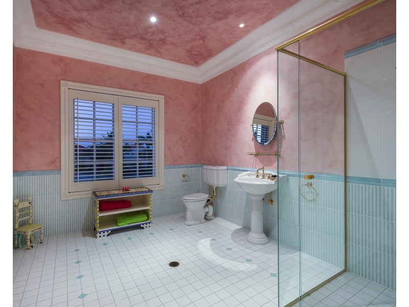 3184 Riverleigh Dr, Hope Island QLD 4212