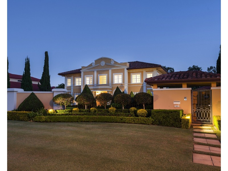 3184 Riverleigh Dr, Hope Island QLD 4212