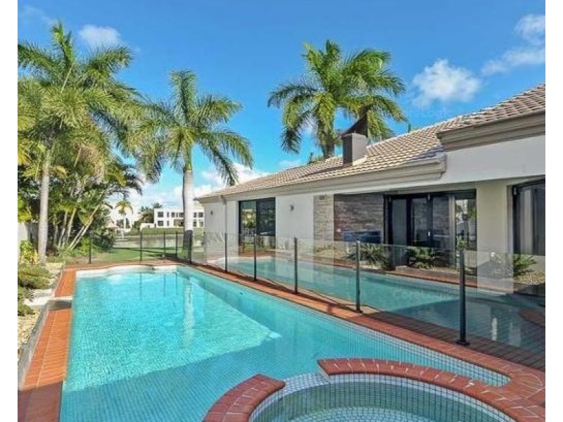 Hope Island QLD 4212