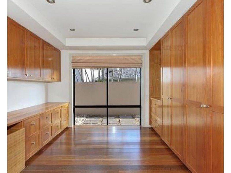 Hope Island QLD 4212