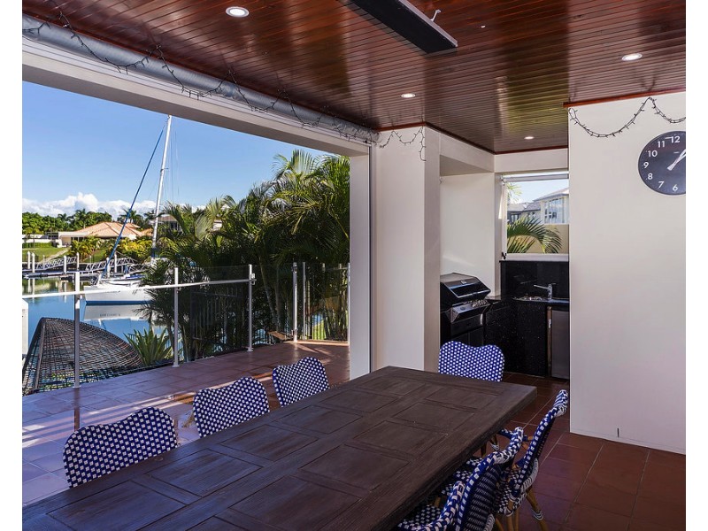 2220 Taromeo Ct, Hope Island QLD 4212