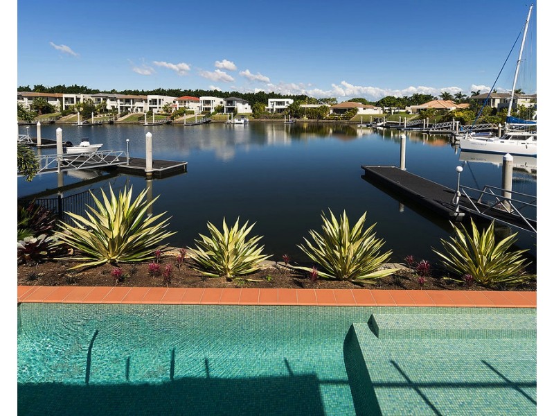 2220 Taromeo Ct, Hope Island QLD 4212