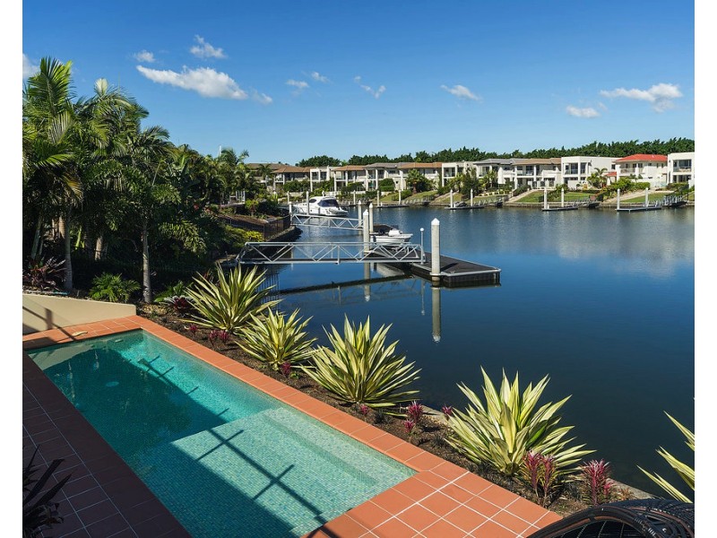 2220 Taromeo Ct, Hope Island QLD 4212