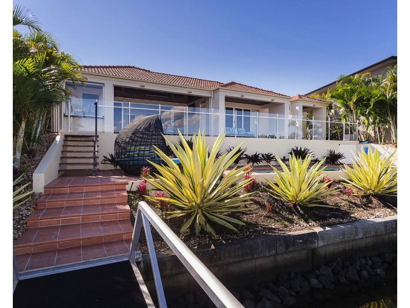 2220 Taromeo Ct, Hope Island QLD 4212