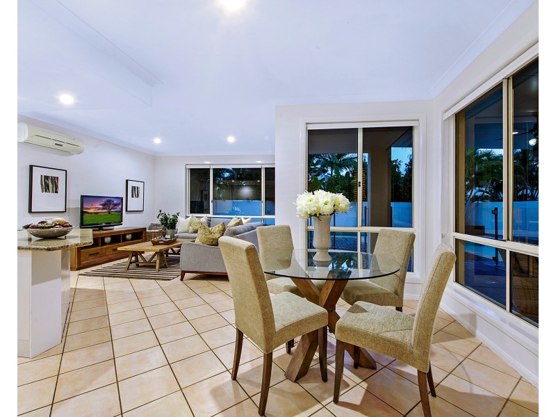 53 Tranquility Cct, Helensvale QLD 4212