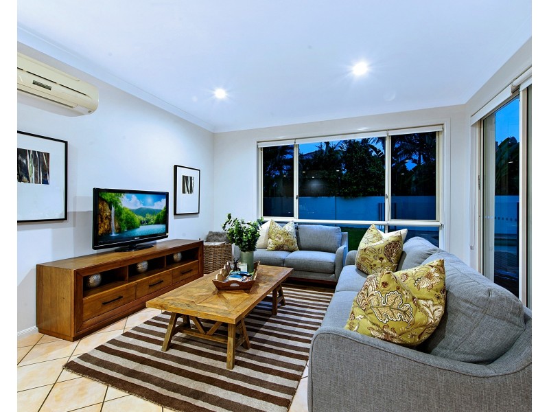 53 Tranquility Cct, Helensvale QLD 4212