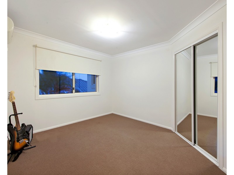 53 Tranquility Cct, Helensvale QLD 4212