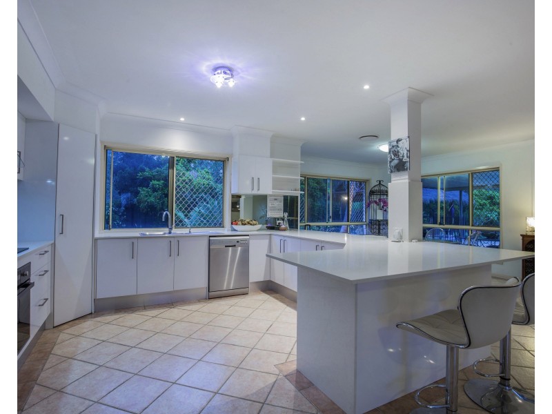 66 Rivertree Ave, Helensvale QLD 4212