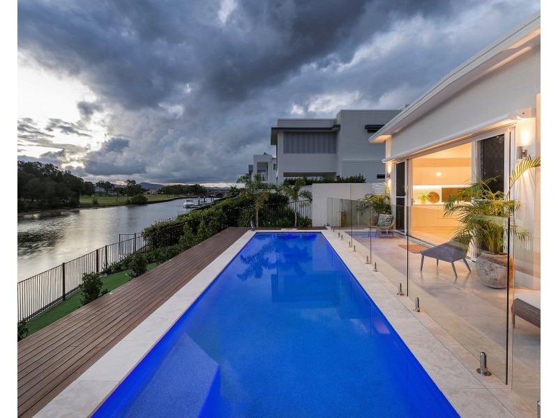 7612 Fairway Bvd, Hope Island QLD 4212