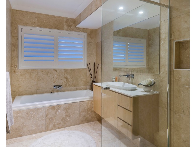 7612 Fairway Bvd, Hope Island QLD 4212
