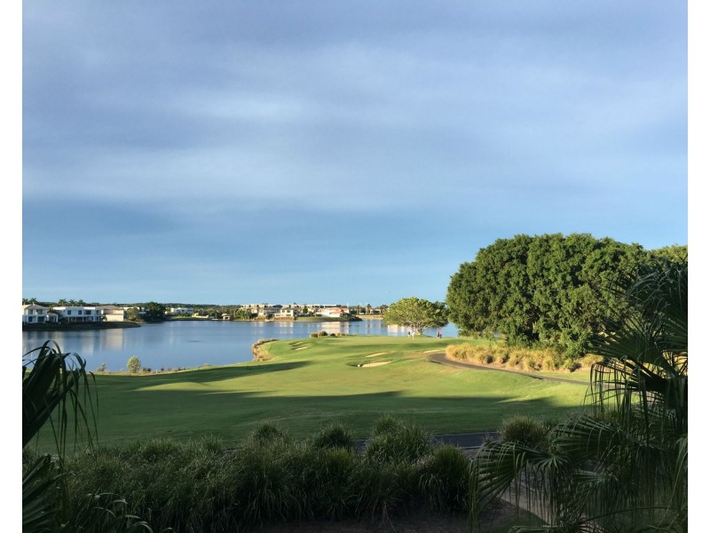 Hope Island QLD 4212