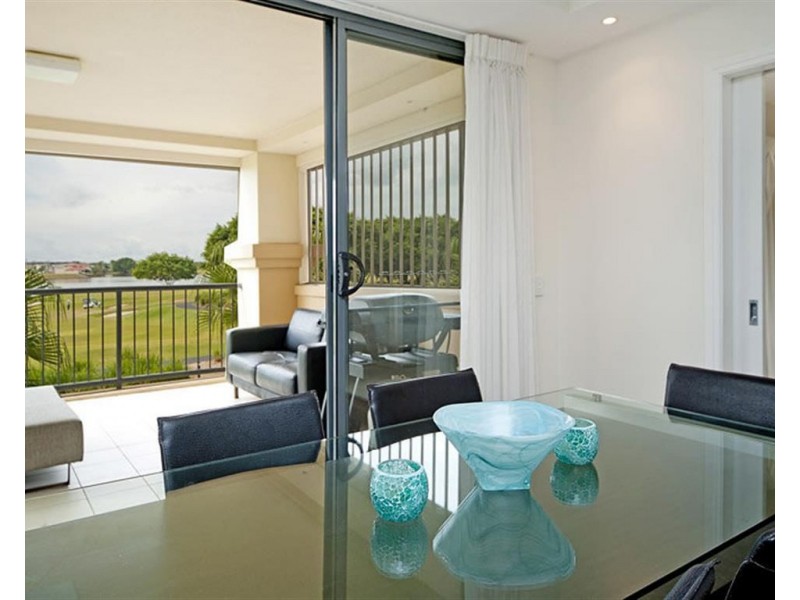 Hope Island QLD 4212