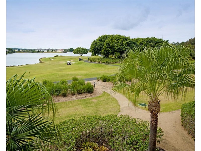 Hope Island QLD 4212