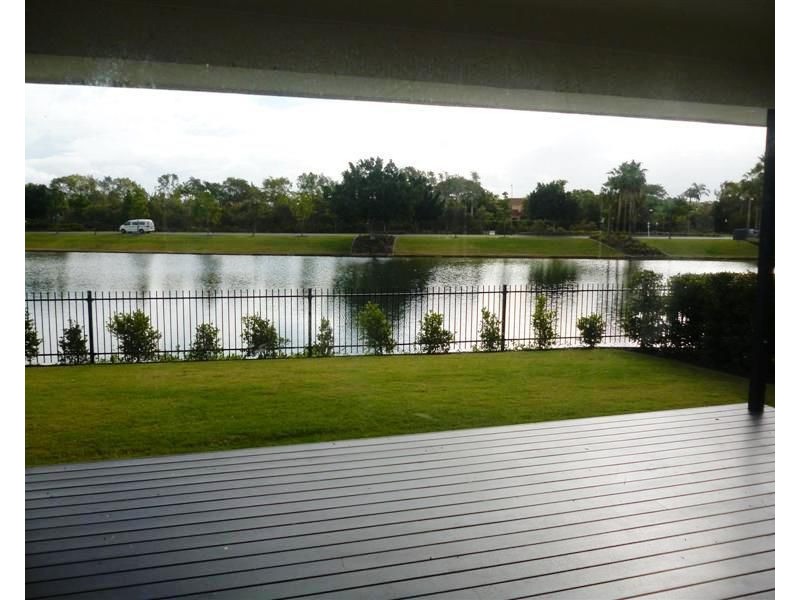 Hope Island QLD 4212