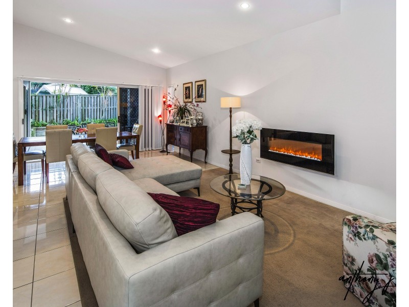 6 Cherry Ct, Coomera QLD 4209