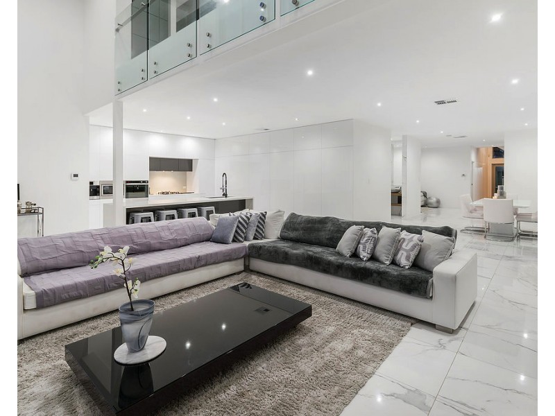 70 River Links Bvd E, Helensvale QLD 4212