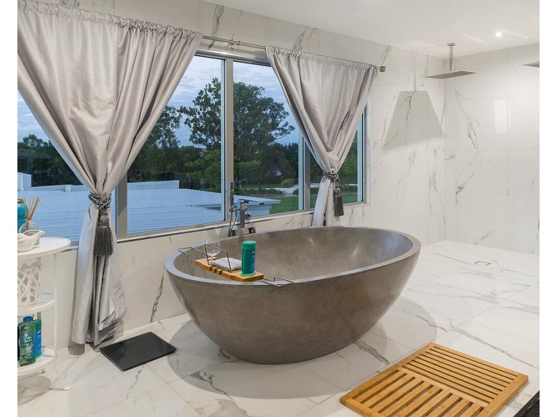 70 River Links Bvd E, Helensvale QLD 4212