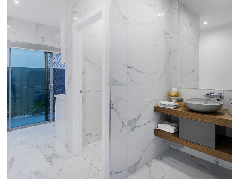 70 River Links Bvd E, Helensvale QLD 4212