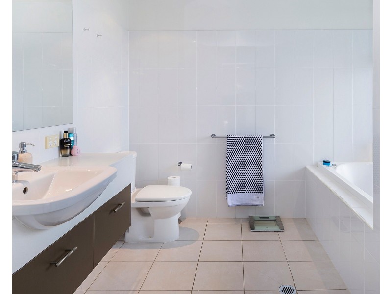 1409/2 Activa Way, Hope Island QLD 4212