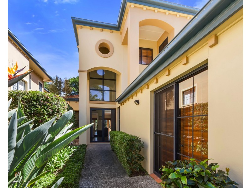 3206 Palladian Drive Drive, Hope Island QLD 4212