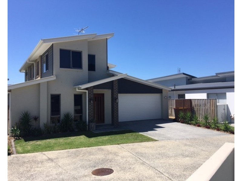 Hope Island QLD 4212