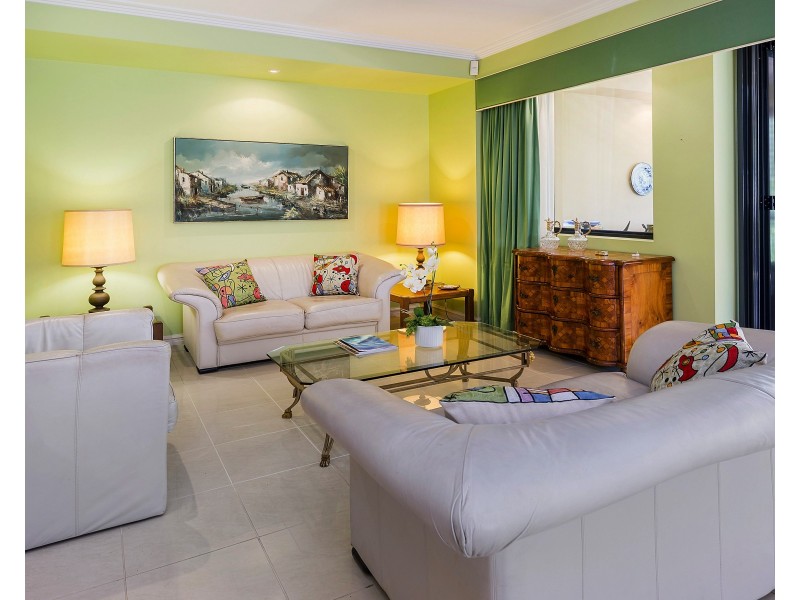 3203 Palladian Dr, Hope Island QLD 4212