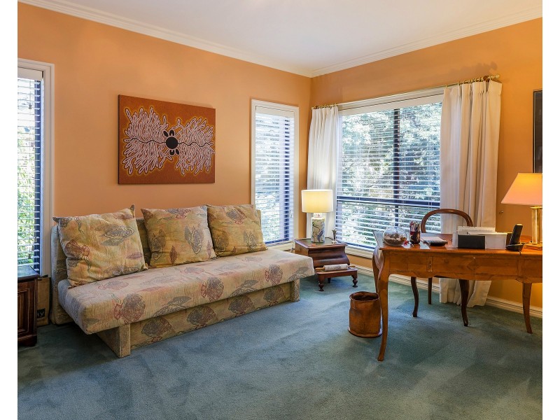 3203 Palladian Dr, Hope Island QLD 4212