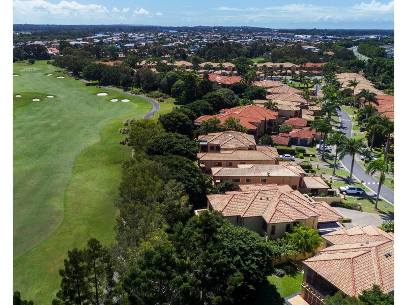 3203 Palladian Dr, Hope Island QLD 4212