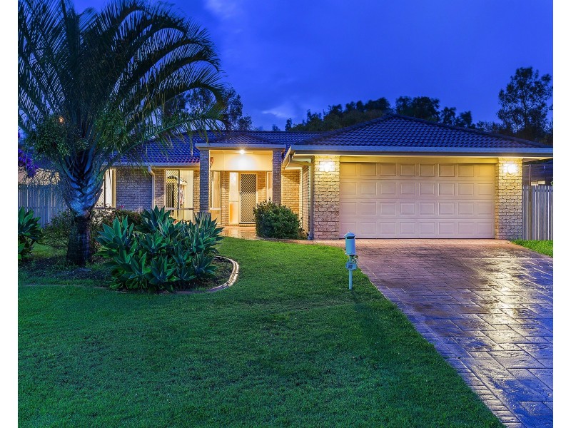 35 Lakeshore Dr, Helensvale QLD 4212