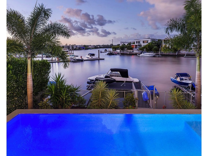 8 River Links Bvd E, Helensvale QLD 4212