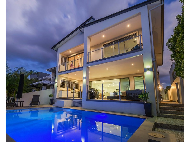 8 River Links Bvd E, Helensvale QLD 4212