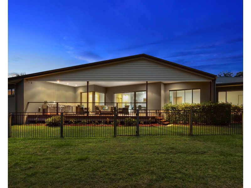 55 Picnic Creek Dr, Coomera QLD 4209