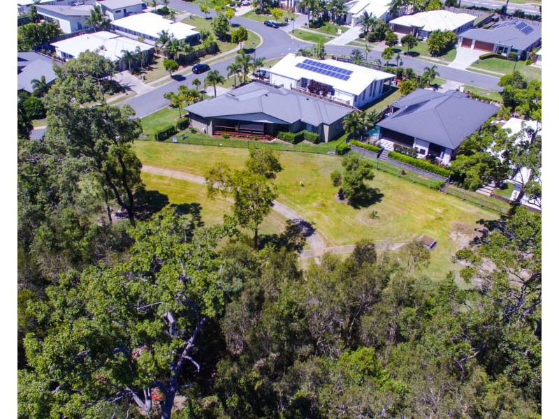 55 Picnic Creek Dr, Coomera QLD 4209