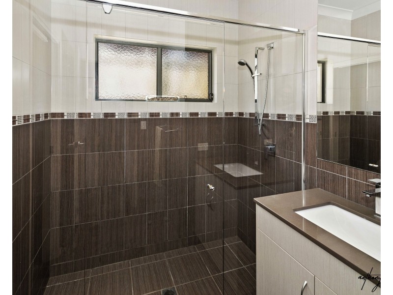 55 Picnic Creek Dr, Coomera QLD 4209