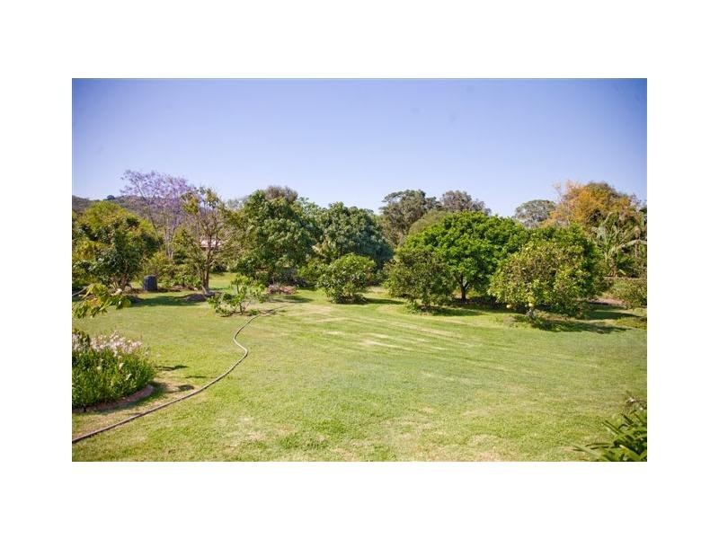 7 Leah Drive, Belivah QLD 4207