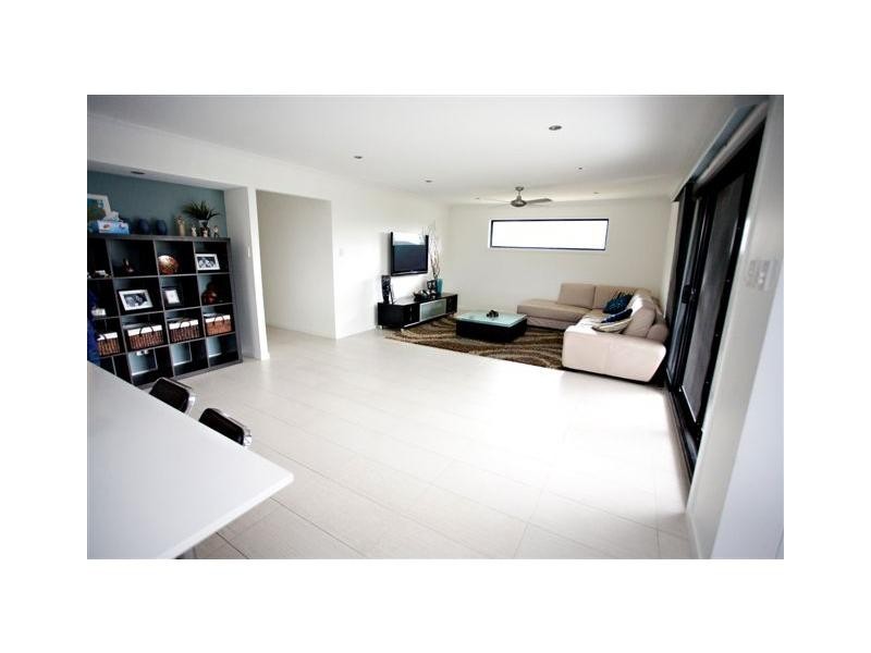 26 Yarwood Crescent, Ormeau QLD 4208