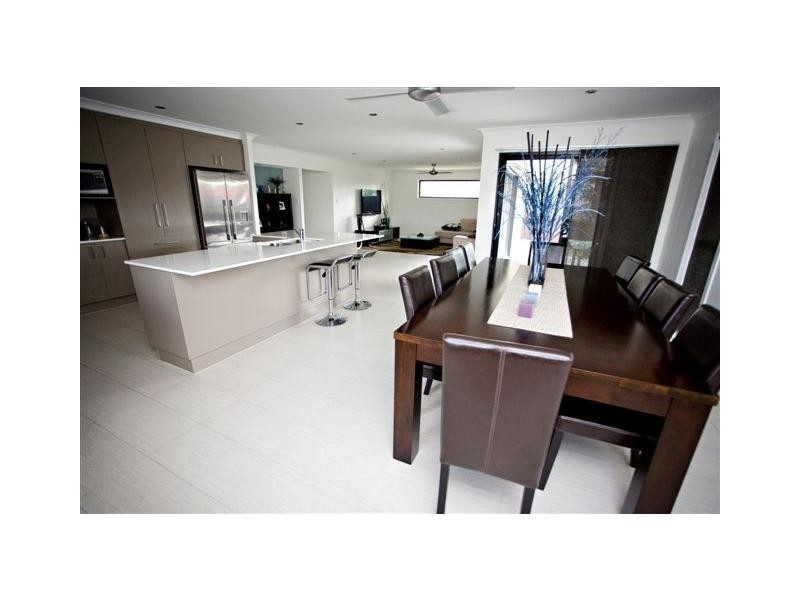 26 Yarwood Crescent, Ormeau QLD 4208