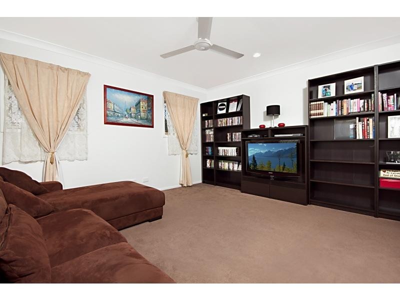 11 WEIR Close, Berrinba QLD 4117