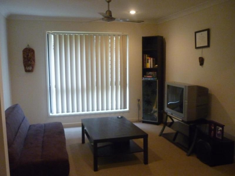 18 Blossom Street, Pimpama QLD 4209
