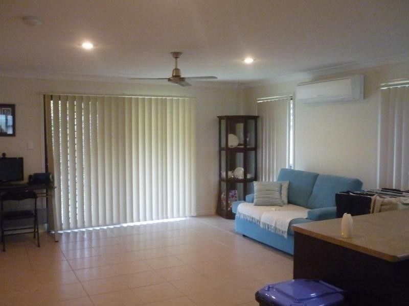 18 Blossom Street, Pimpama QLD 4209
