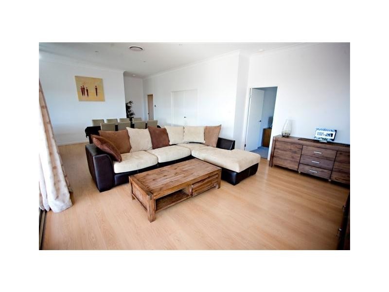 16 Keewong Street, Ormeau QLD 4208
